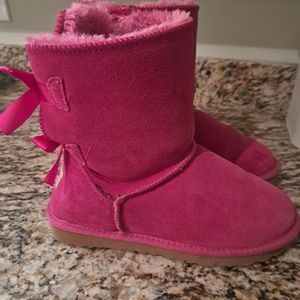 Pink Uggs